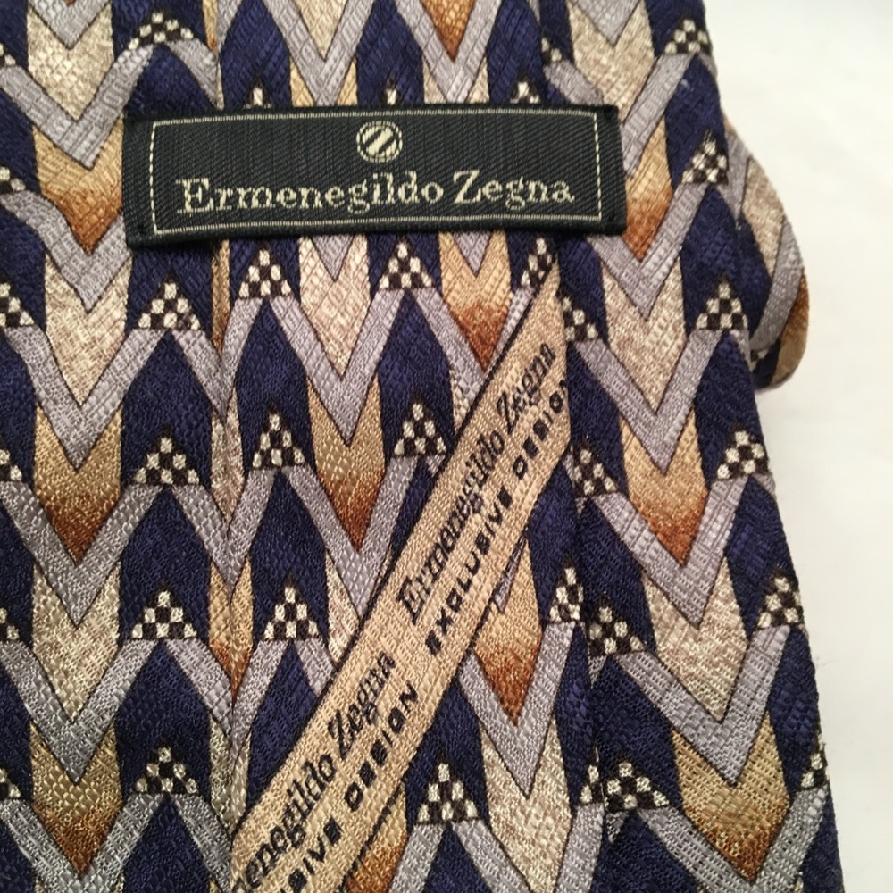Men's tie